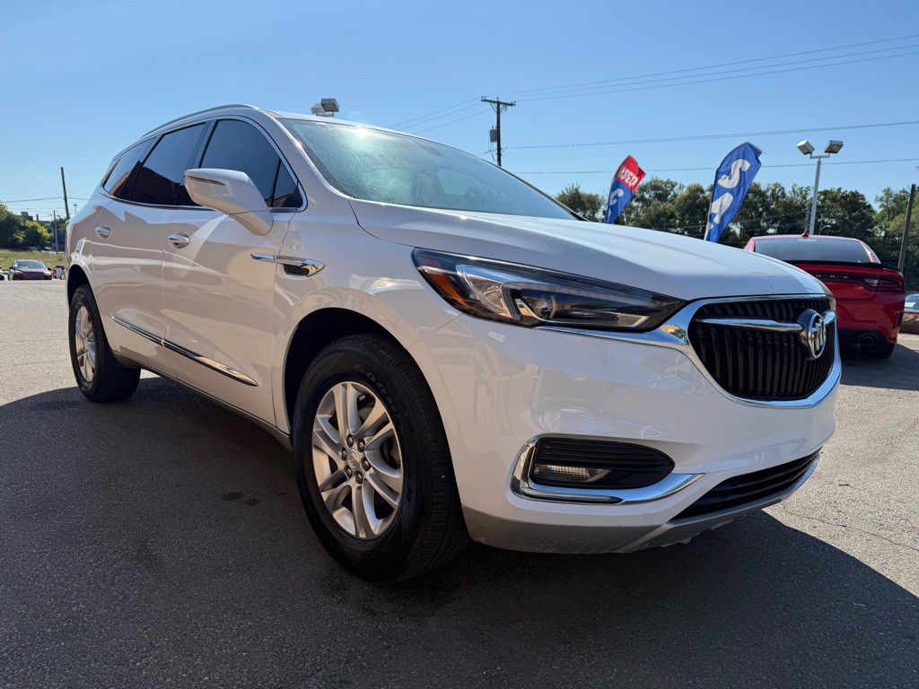 2018 Buick Enclave Image 3