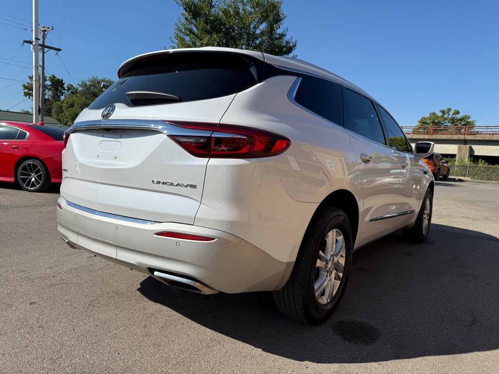 2018 Buick Enclave Image 5