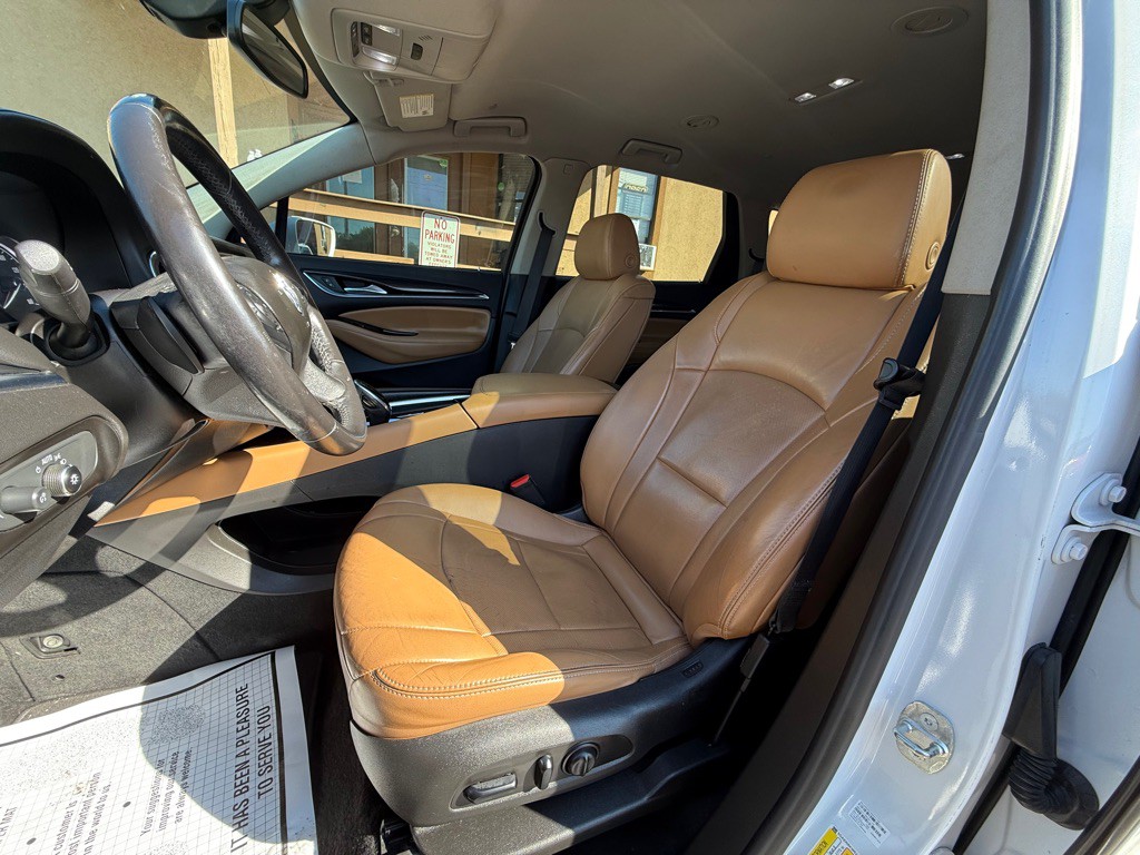 2018 Buick Enclave Image 9
