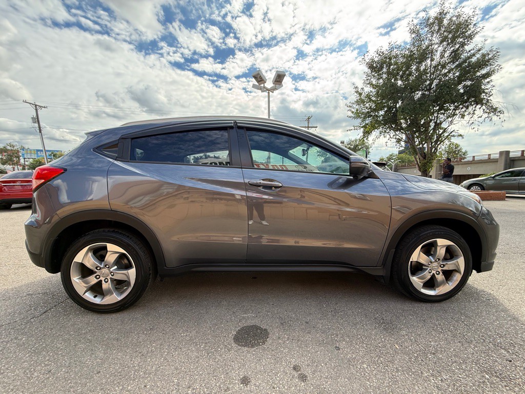 2017 Honda HR-V Image 4