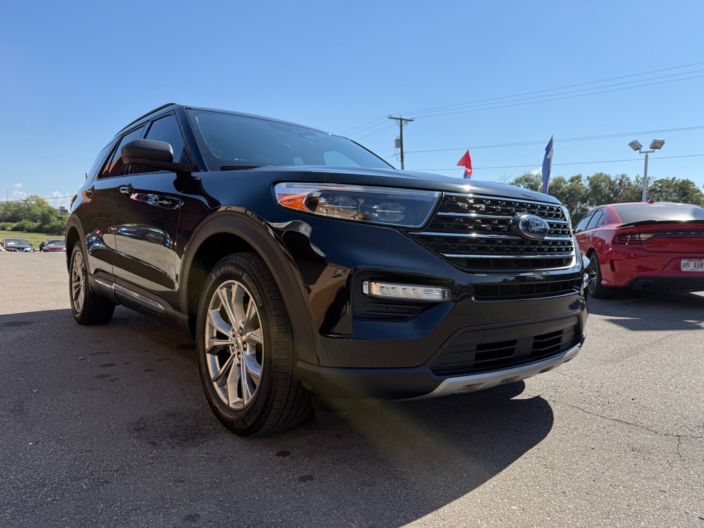2020 Ford Explorer Image 3