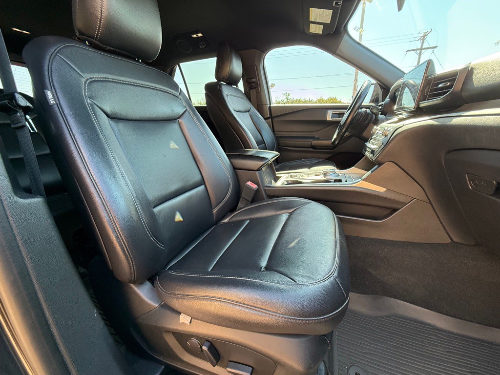 2020 Ford Explorer Image 11