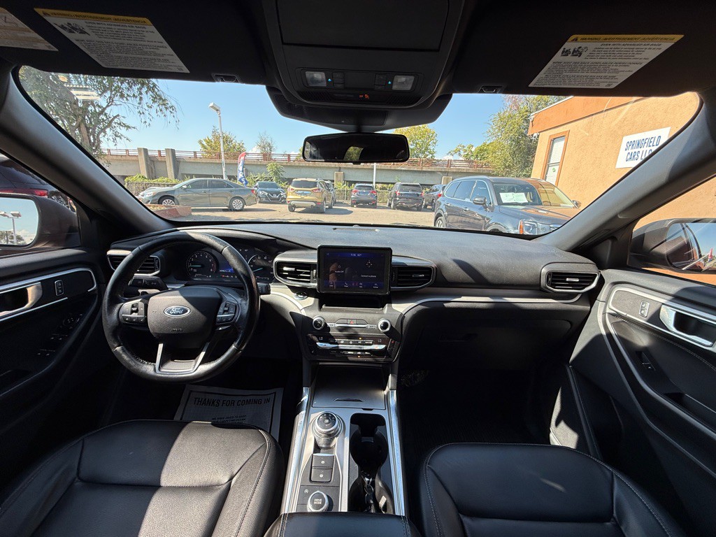 2020 Ford Explorer Image 13