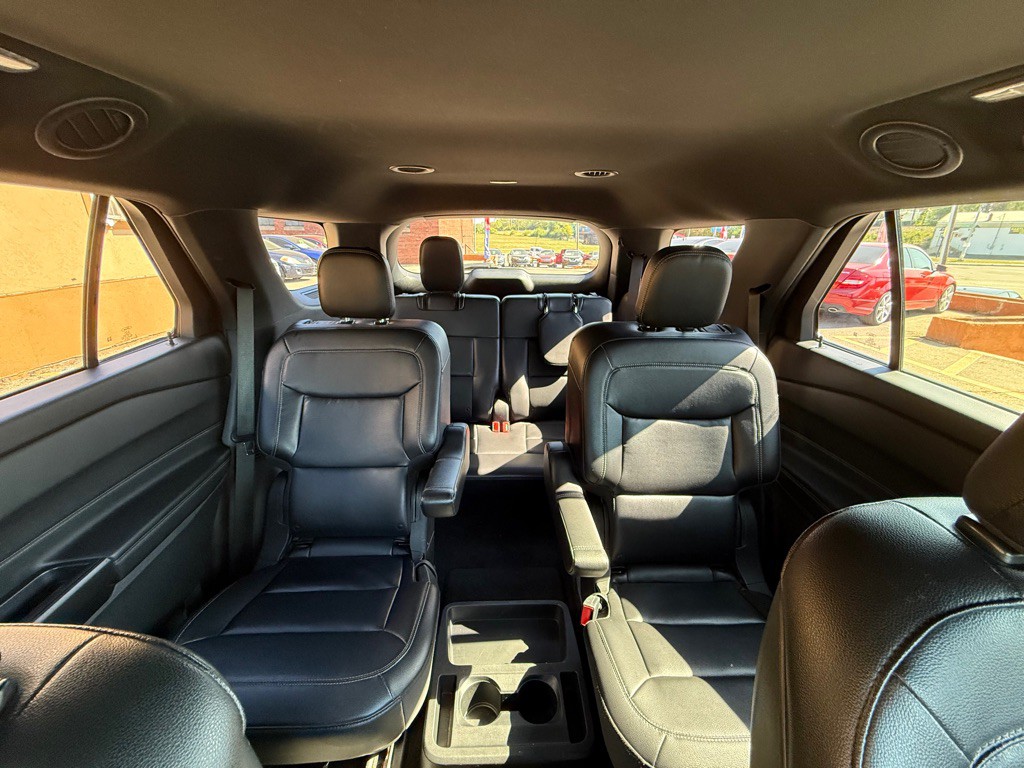 2020 Ford Explorer Image 15