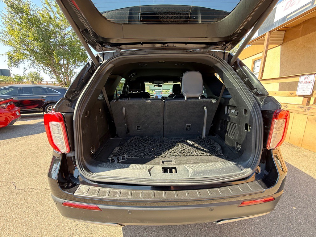 2020 Ford Explorer Image 16