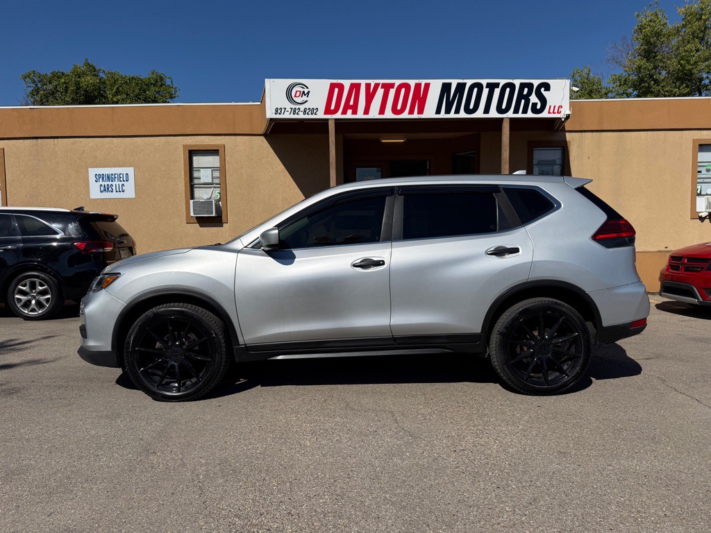 2017 Nissan Rogue Image 8