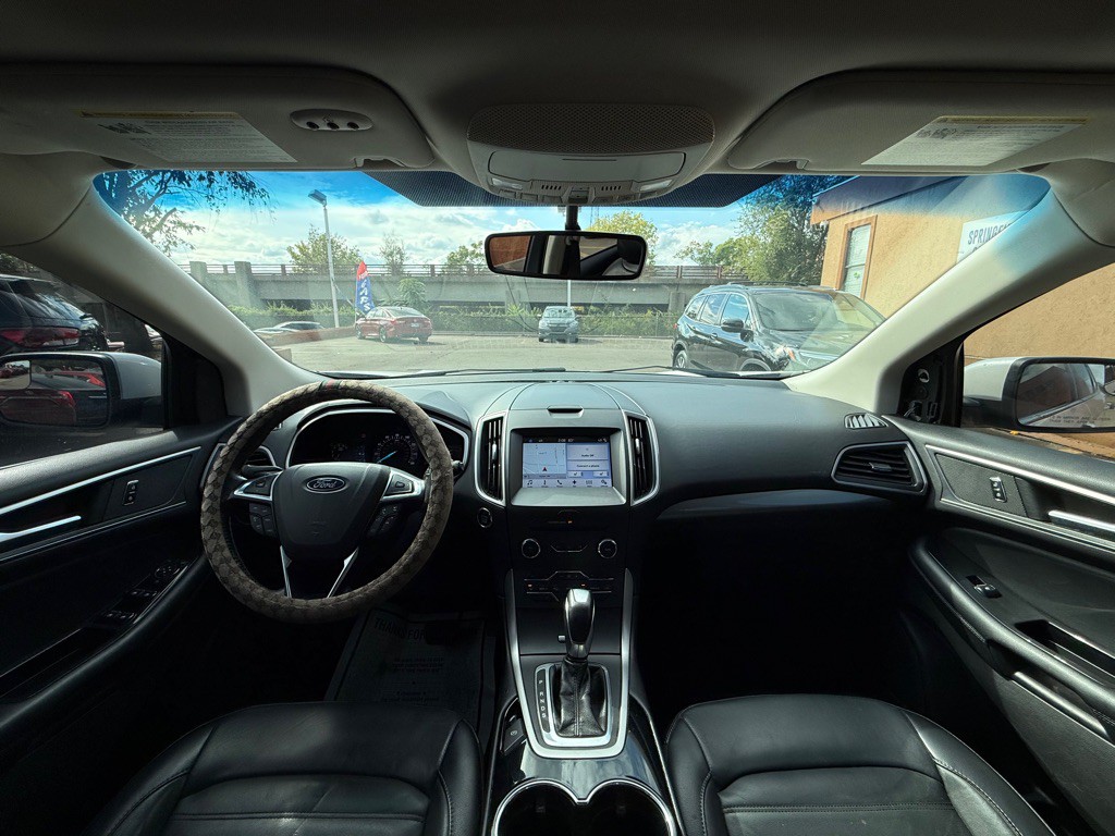 2018 Ford Edge Image 13