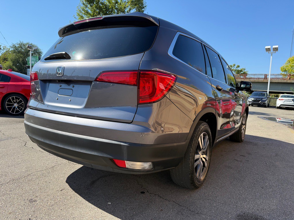 2017 Honda Pilot Image 5