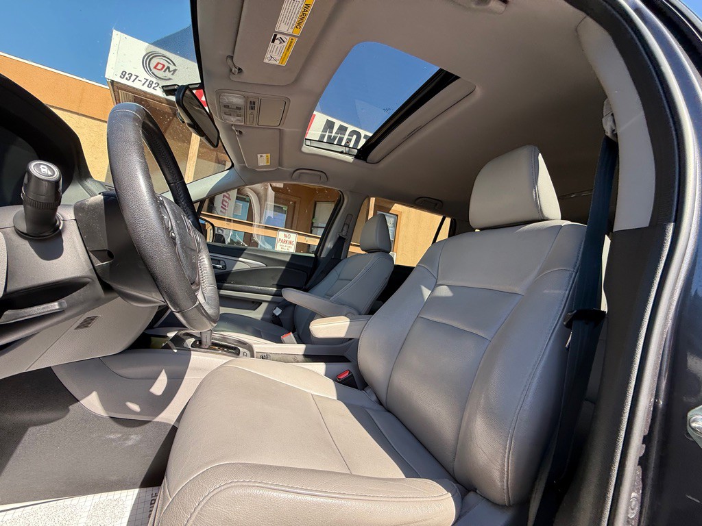 2017 Honda Pilot Image 9