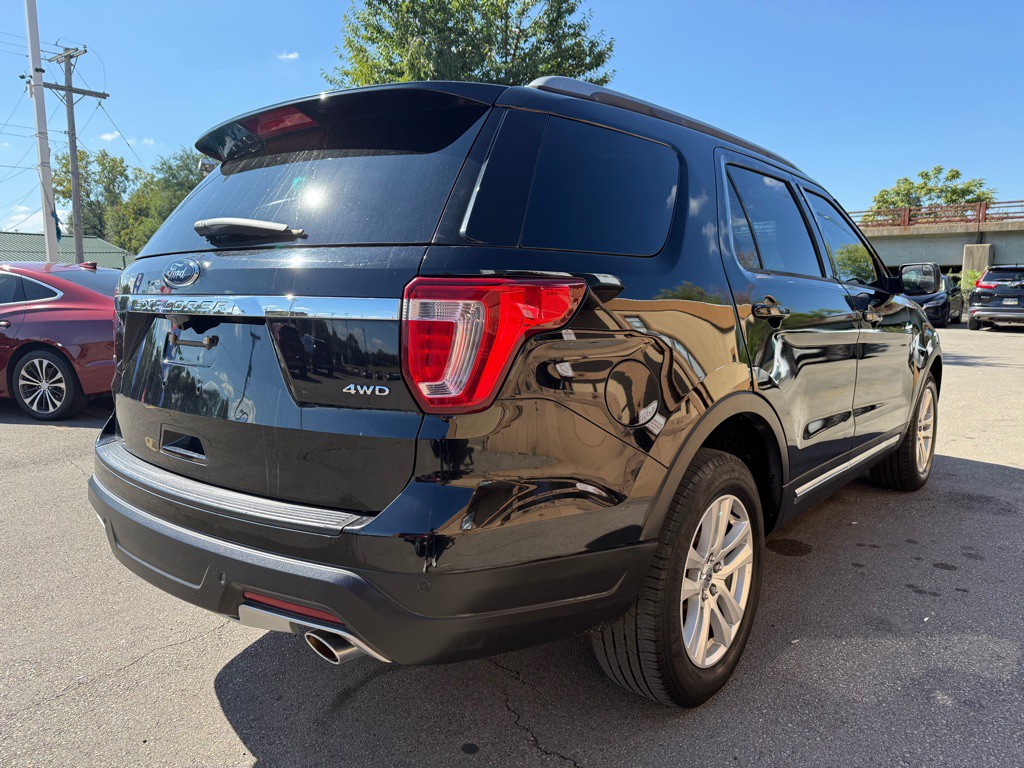 2018 Ford Explorer Image 5