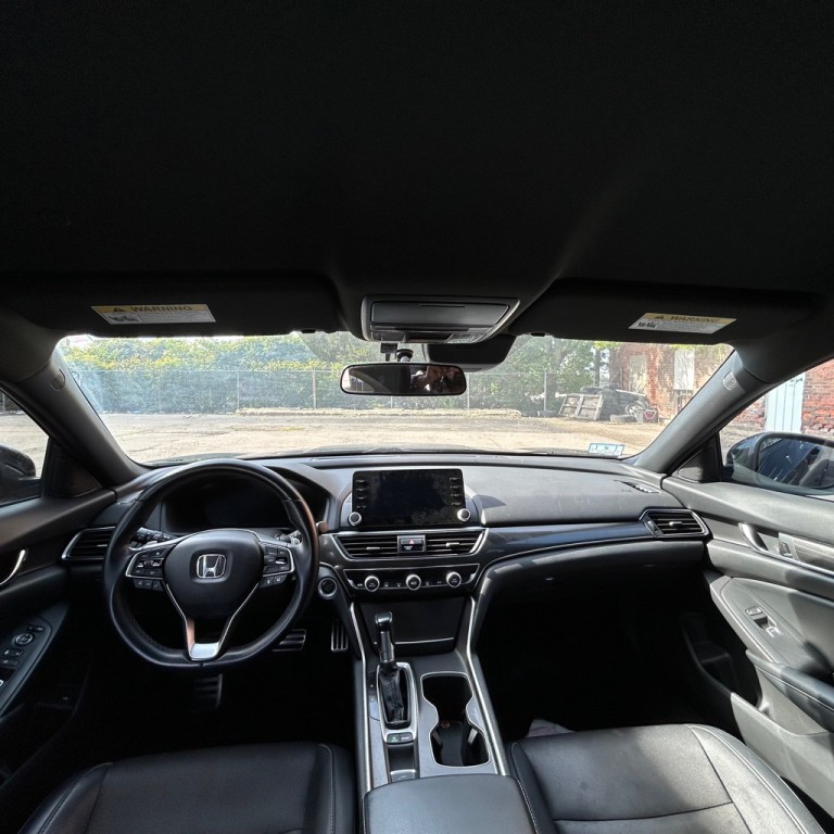 2018 Honda Accord Image 13