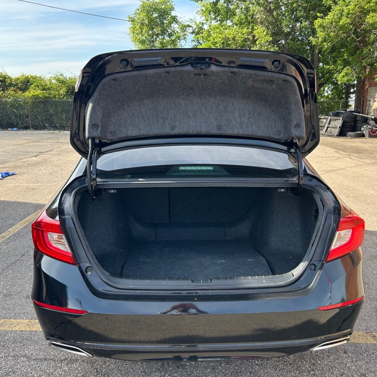 2018 Honda Accord Image 14