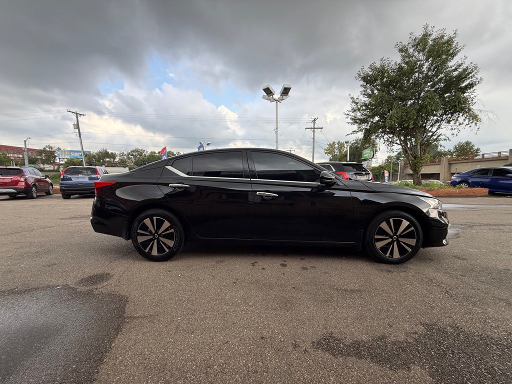 2020 Nissan Altima Image 4