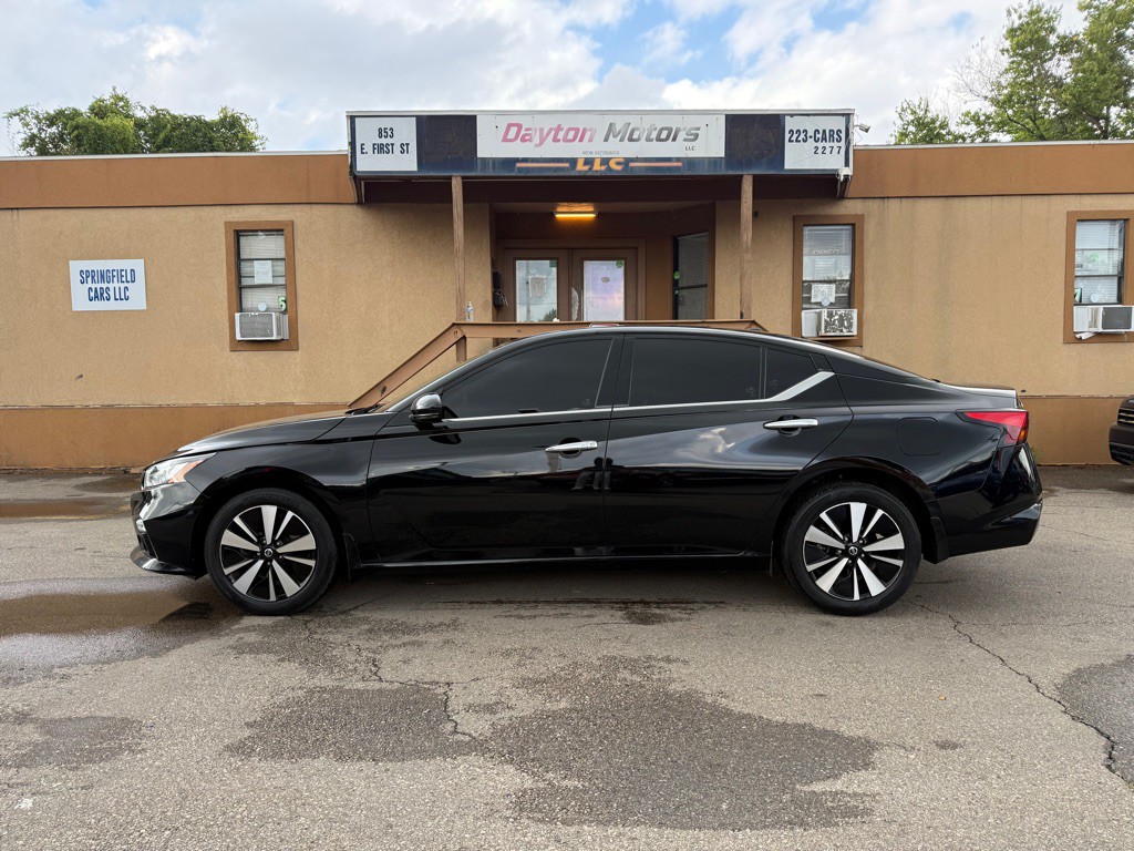 2020 Nissan Altima Image 8