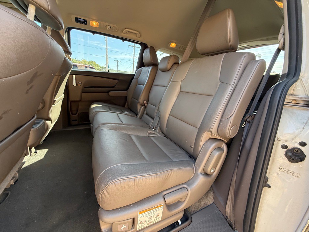 2017 Honda Odyssey Image 10