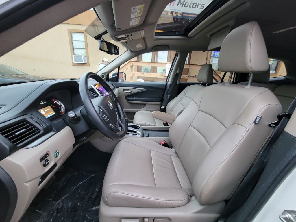 2016 Honda Pilot Image 8