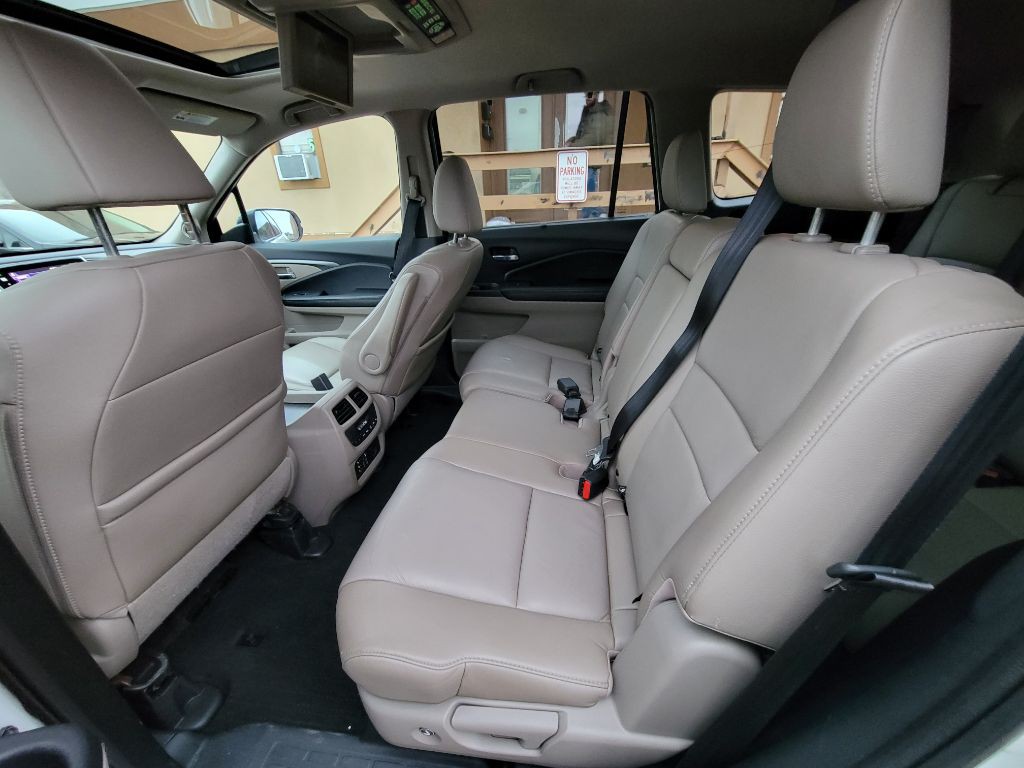 2016 Honda Pilot Image 11
