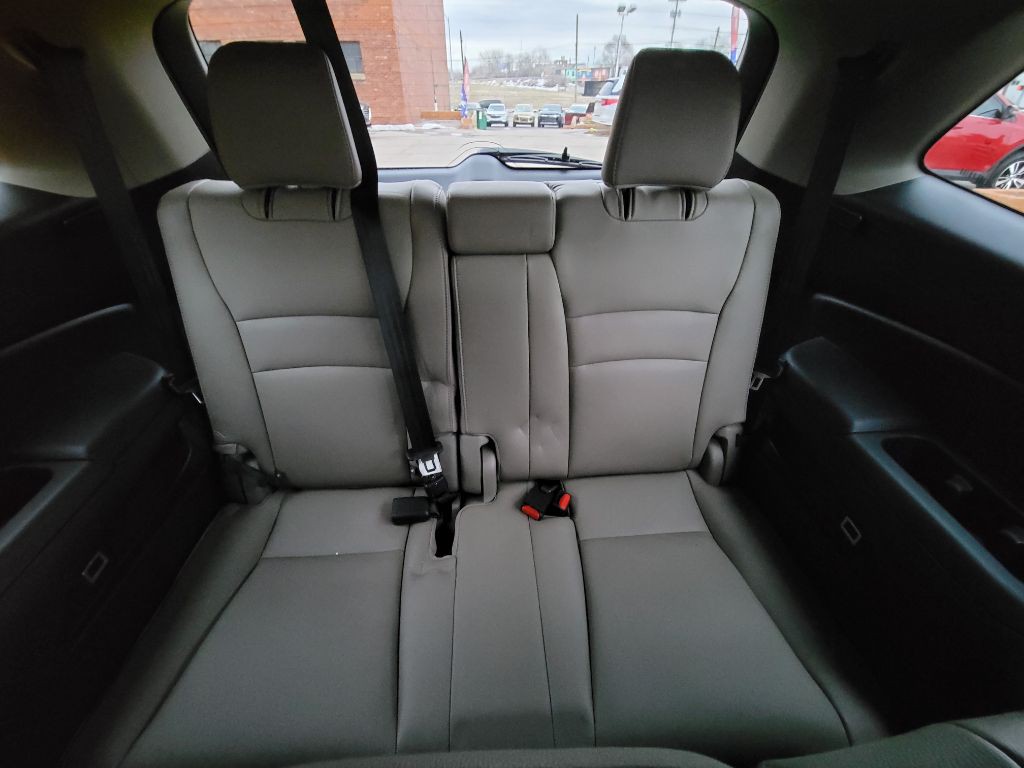 2016 Honda Pilot Image 12