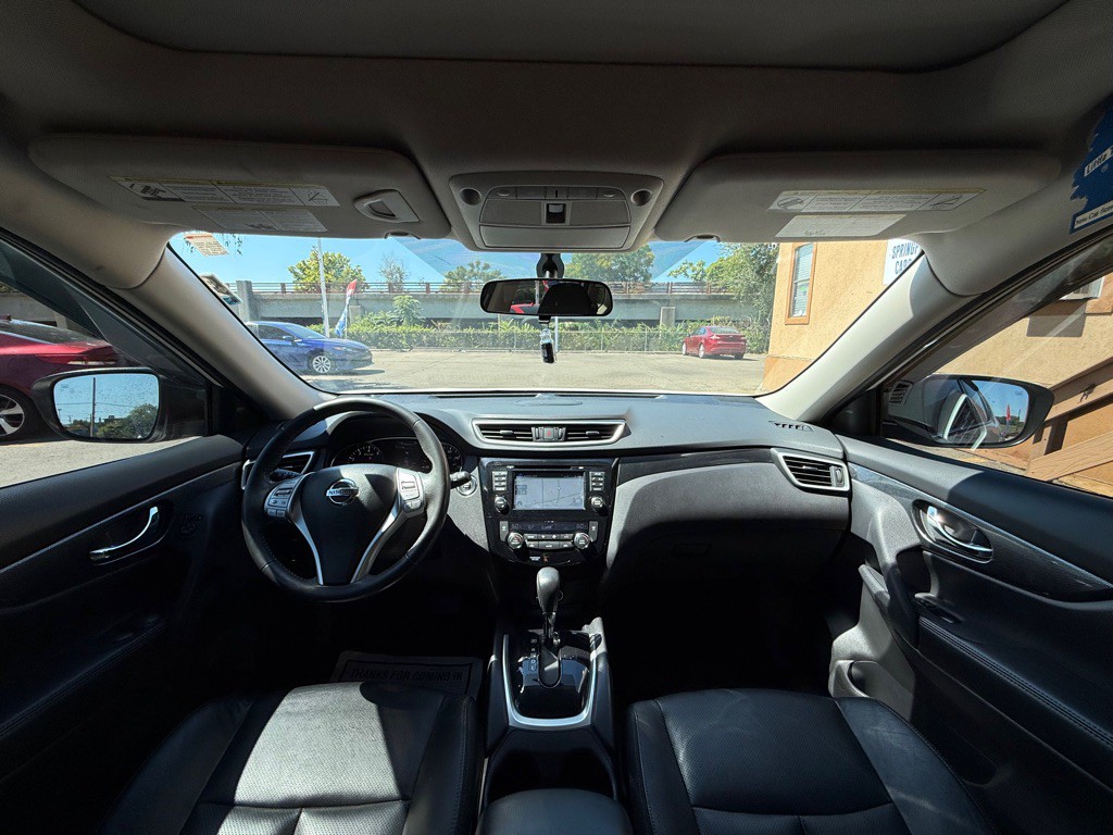 2015 Nissan Rogue Image 13