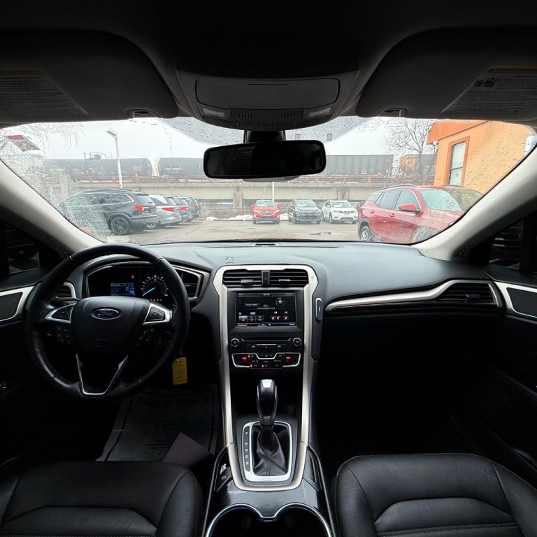 2016 Ford Fusion Image 14