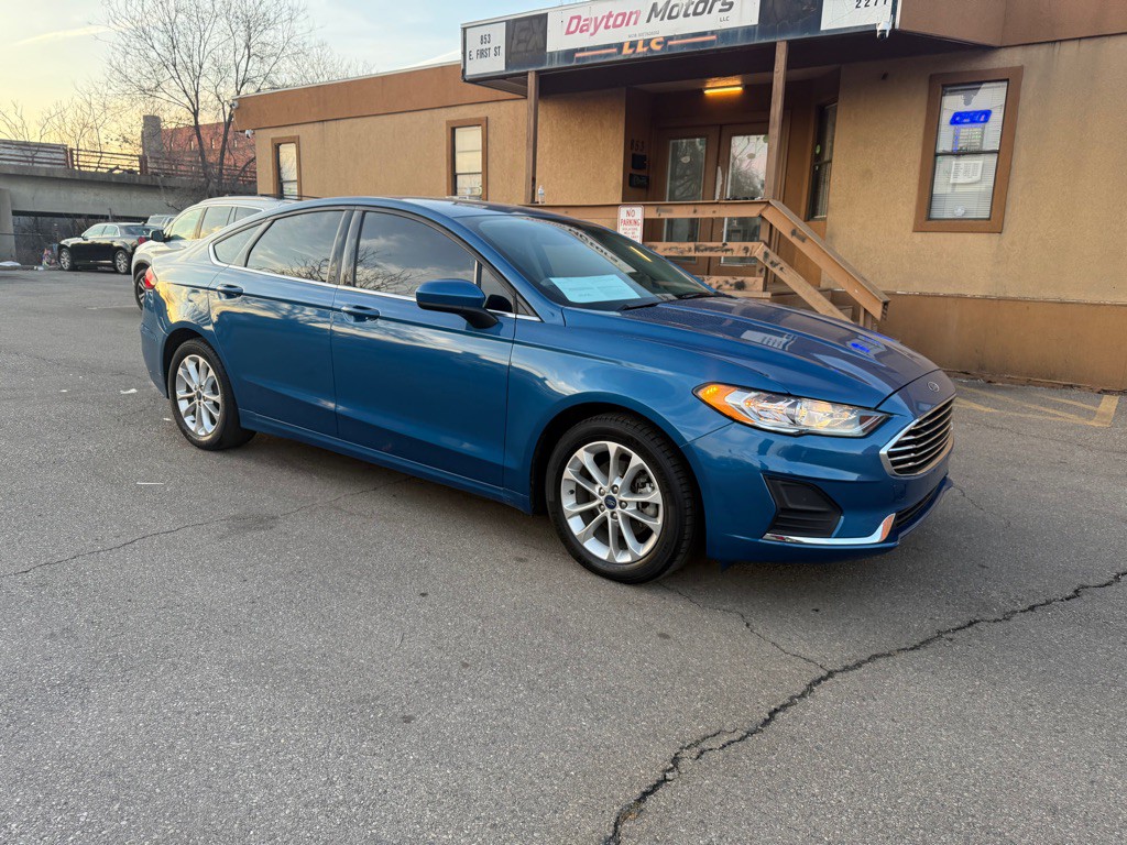 2019 Ford Fusion Image 1
