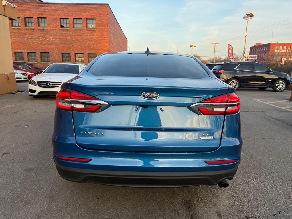 2019 Ford Fusion Image 4