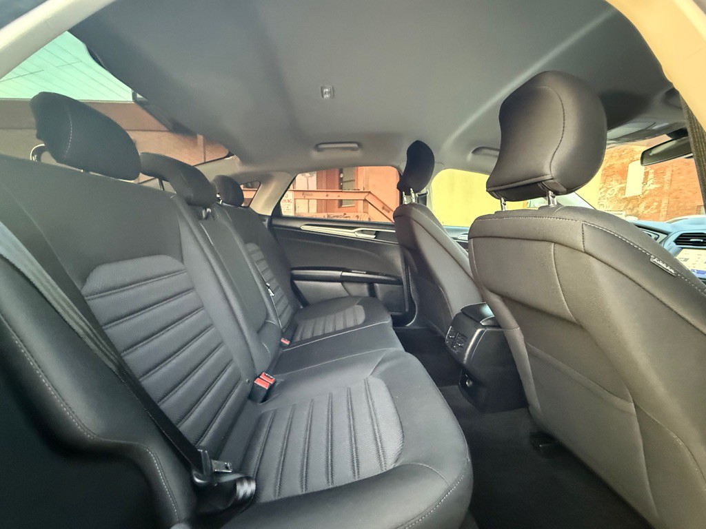 2019 Ford Fusion Image 11