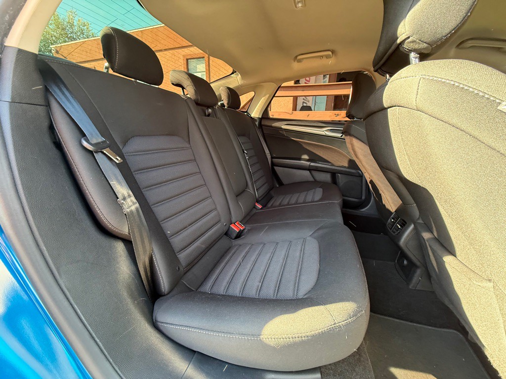 2019 Ford Fusion Image 12