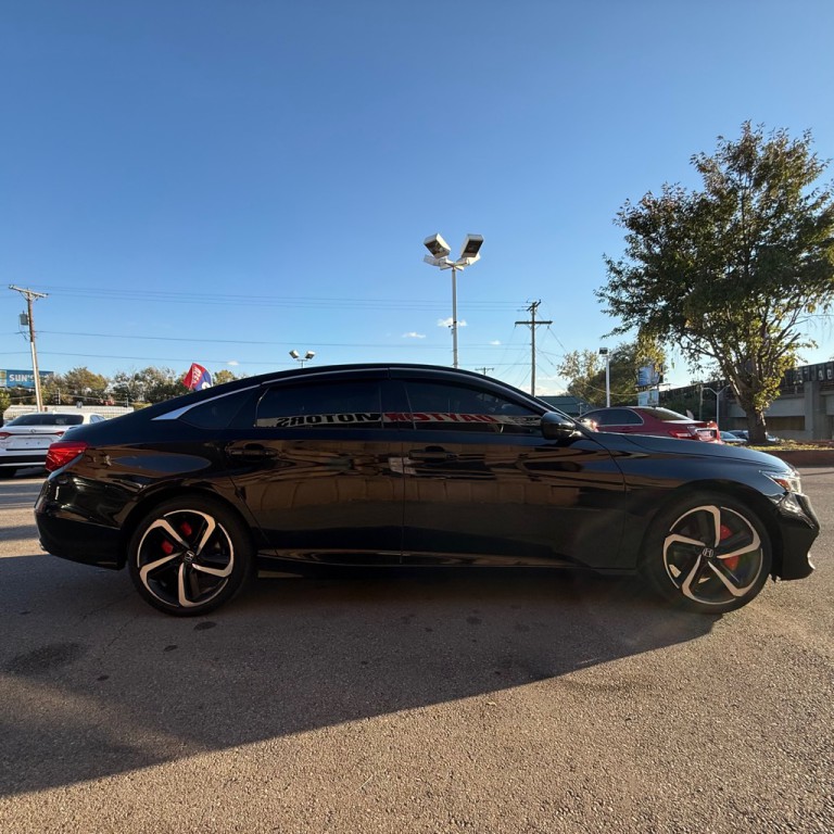 2019 Honda Accord Image 4