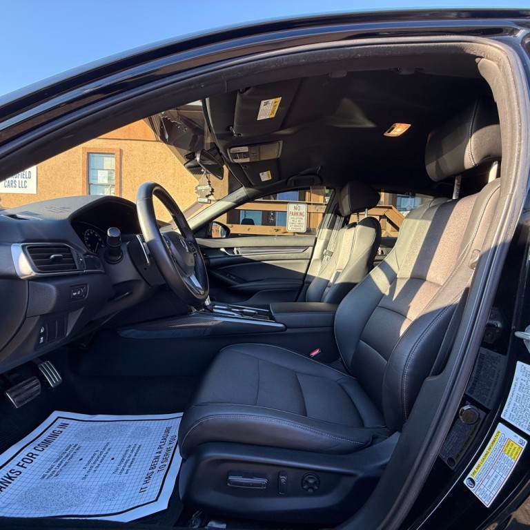 2019 Honda Accord Image 9