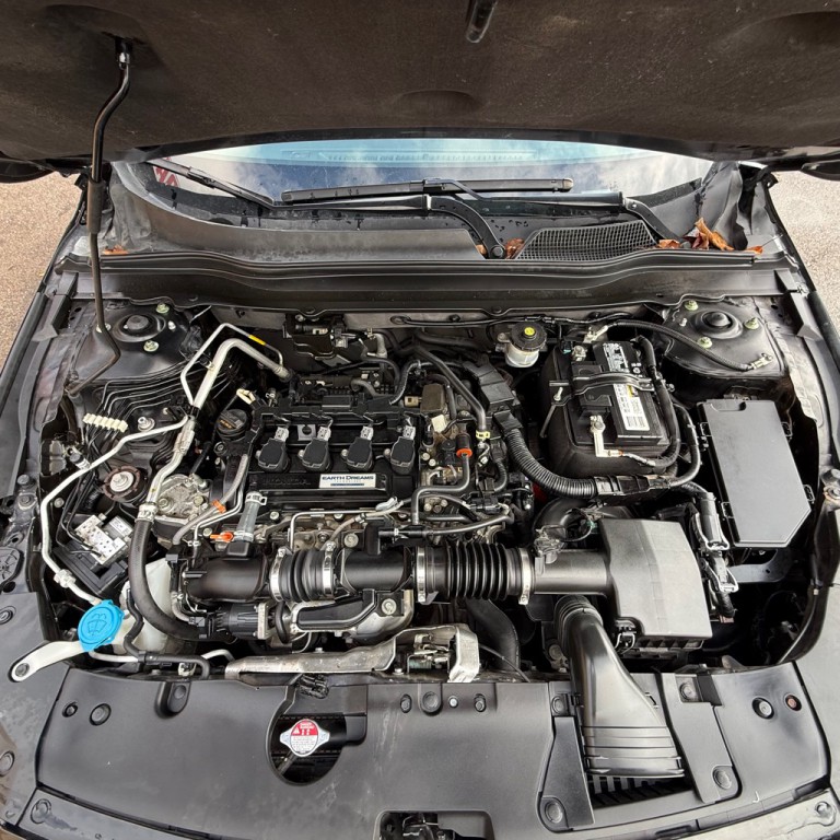 2019 Honda Accord Image 17