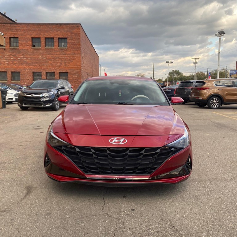 2023 Hyundai Elantra Image 2