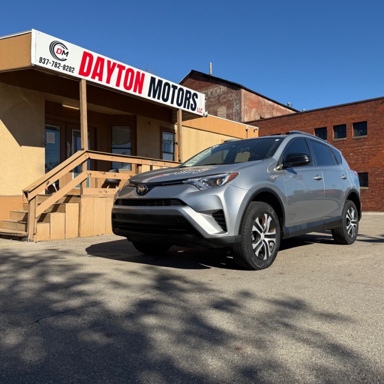 2018 Toyota Rav4 Image 1