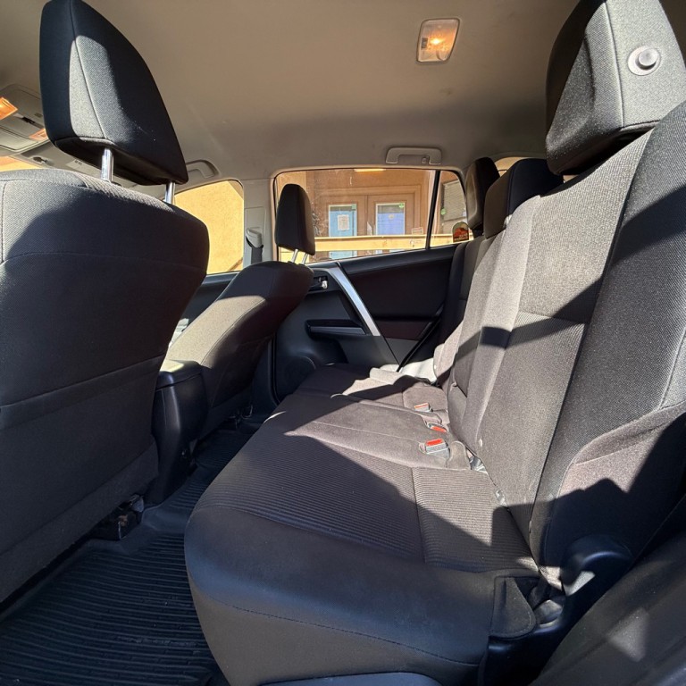 2018 Toyota Rav4 Image 10