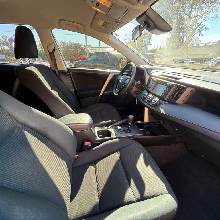 2018 Toyota Rav4 Image 11