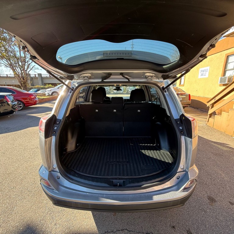 2018 Toyota Rav4 Image 14