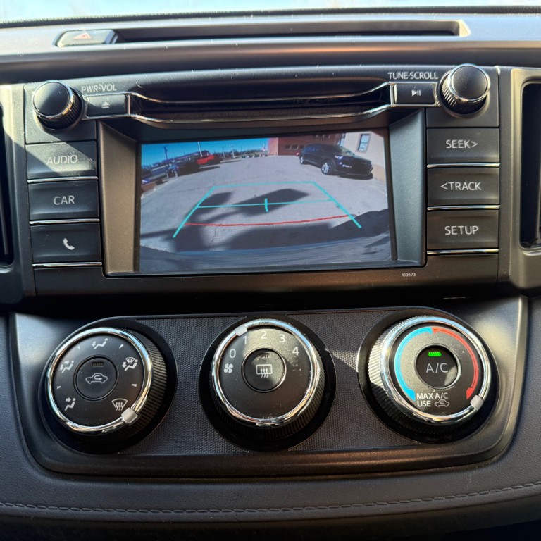 2018 Toyota Rav4 Image 16