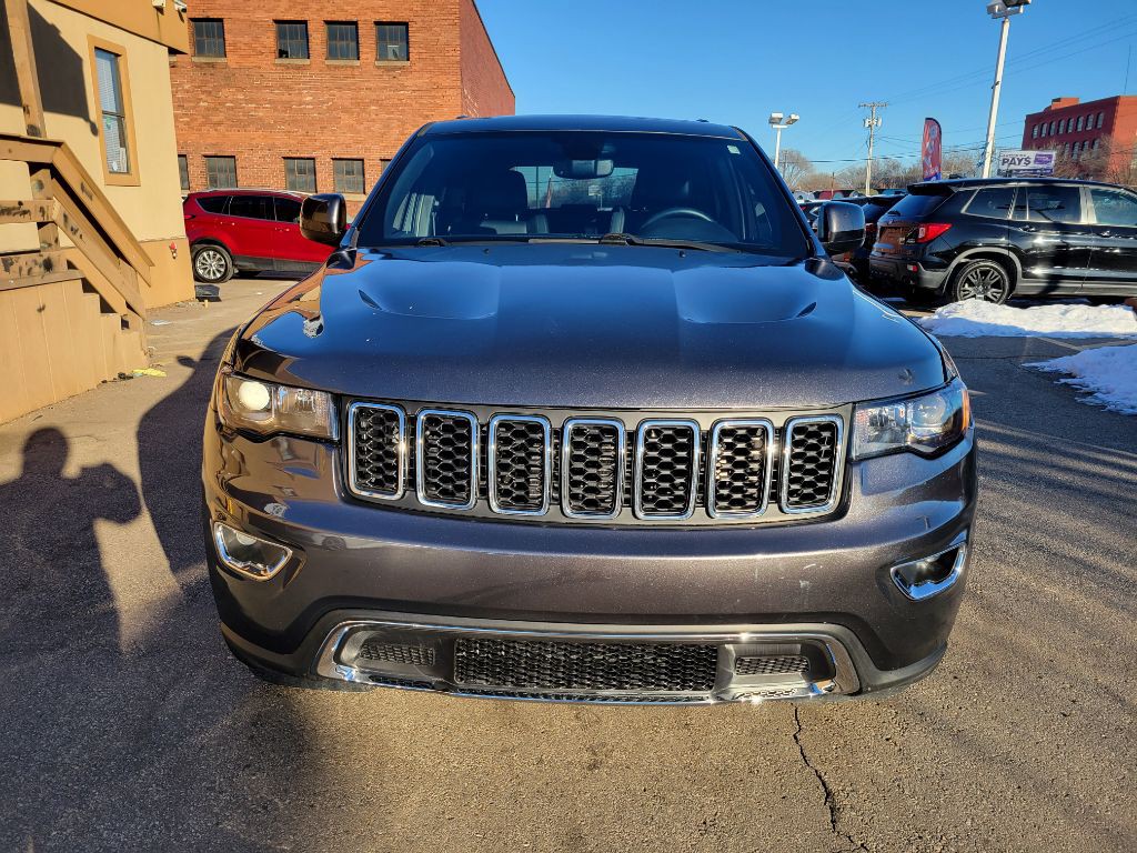 2019 Jeep Grand Cherokee Image 2