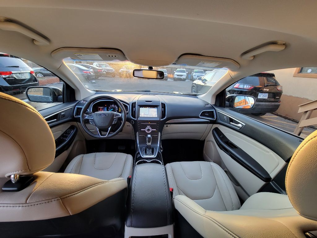 2017 Ford Edge Image 11