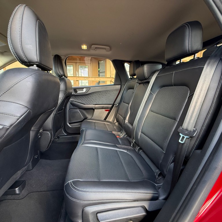 2020 Ford Escape Image 10