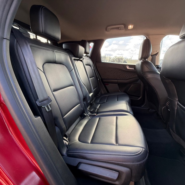 2020 Ford Escape Image 12