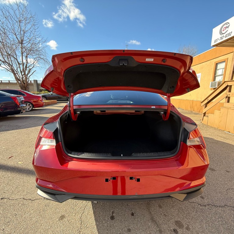 2022 Hyundai Elantra Image 14