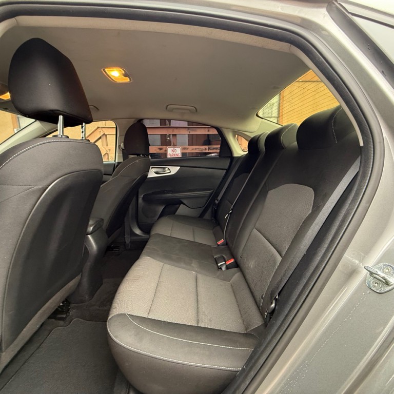 2022 Kia Forte Image 10