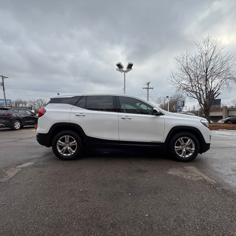 2018 GMC Terrain Image 4