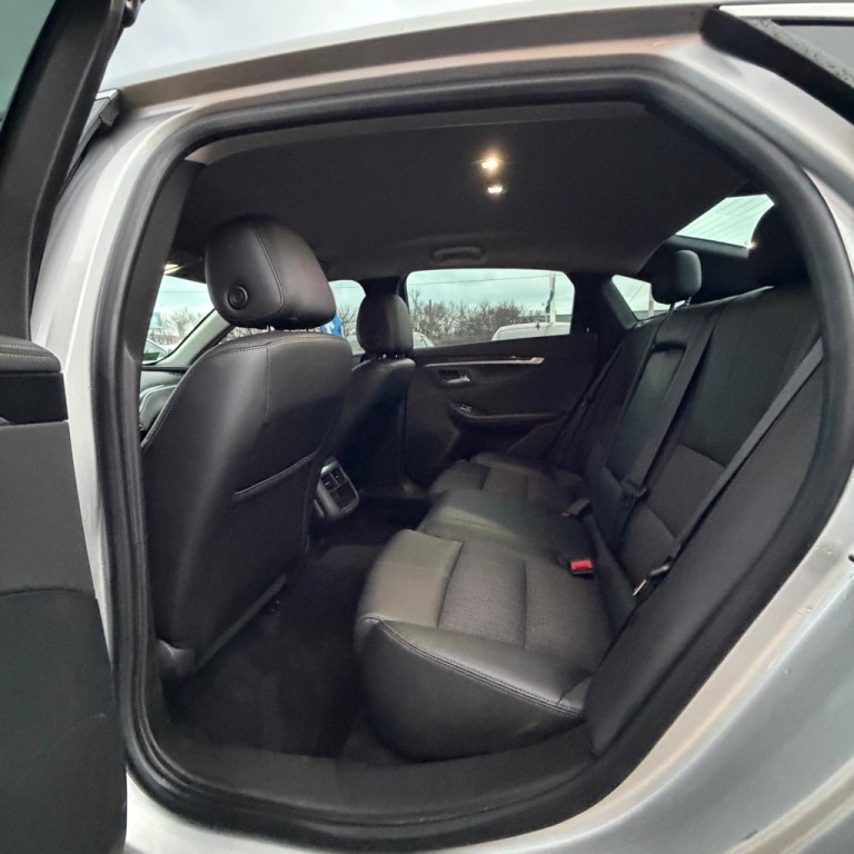 2019 Chevrolet Impala Image 10