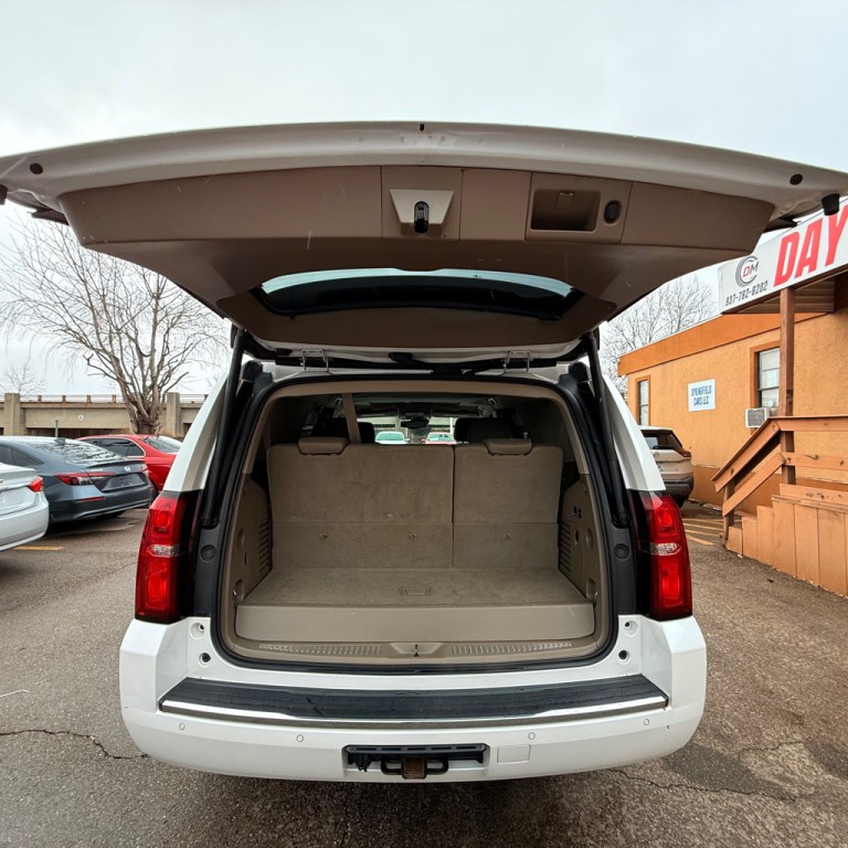 2016 Chevrolet Tahoe Image 16