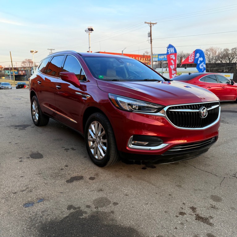 2018 Buick Enclave Image 3