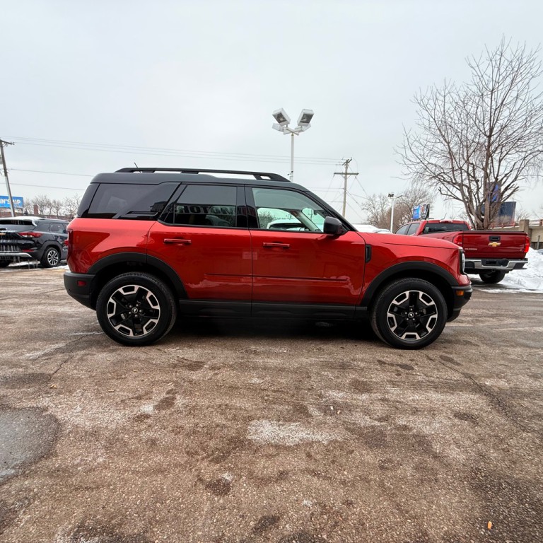 2022 Ford Bronco Image 4