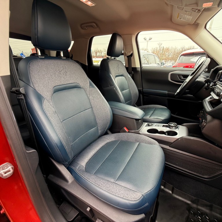 2022 Ford Bronco Image 11