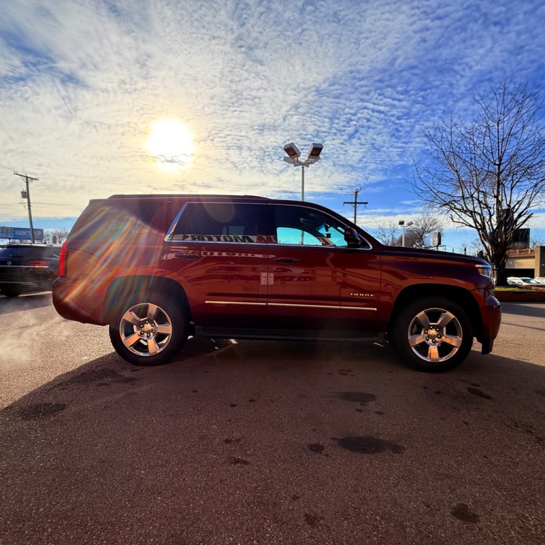 2017 Chevrolet Tahoe Image 4